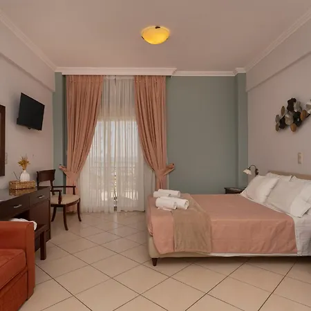 Lejlighedshotel Finiki Plaza 3*