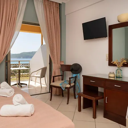 Lejlighedshotel Finiki Plaza