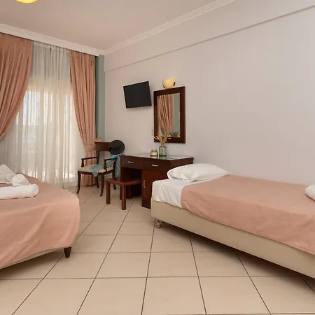 Lejlighedshotel Finiki Plaza