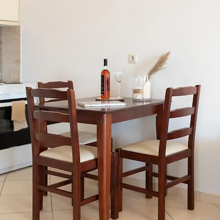 Finiki Plaza Lejlighedshotel 3*