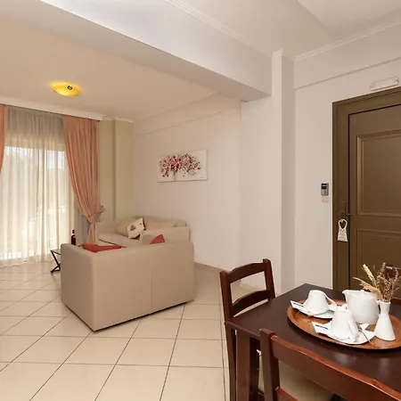 Finiki Plaza Lejlighedshotel
