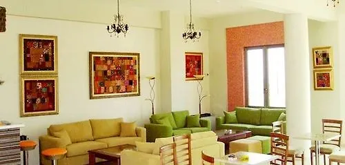 شقة فندقية Finiki Plaza ميثوني