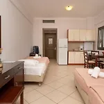 Апарт-отель Finiki Plaza Метони