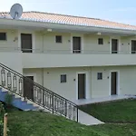 Finiki Plaza Апарт-отель Метони