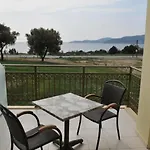 Finiki Plaza 3*