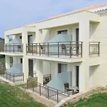 Finiki Plaza Aparthotel 3*