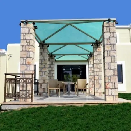 Finiki Plaza Methoni (Messenia)