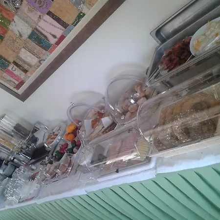 Lejlighedshotel Finiki Plaza 3*