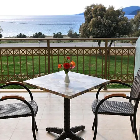 Finiki Plaza 3* Methoni (Messenia)