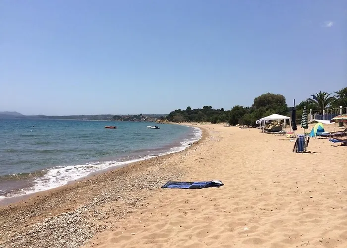 Finiki Plaza מלון דירות