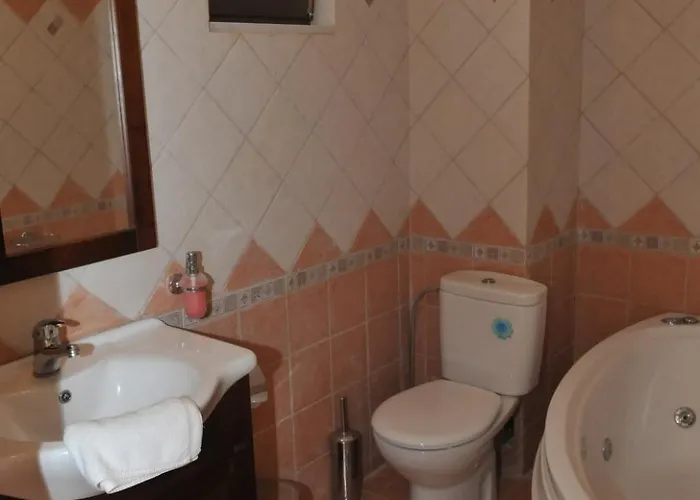 Finiki Plaza Apartmanhotel 3*